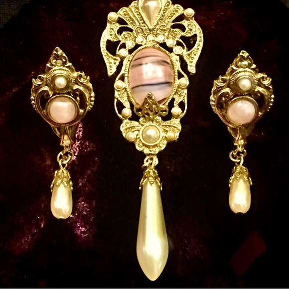 VINTAGE DROP PEARL & AGATE RHINESTONE GOLD-TONE CLIP EARRINGS & BROOCH GORGEOUS! - Picture 3 of 10